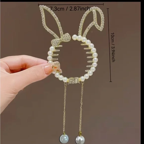 Bunny 🐰 hair accessorie - Picture 4 of 4